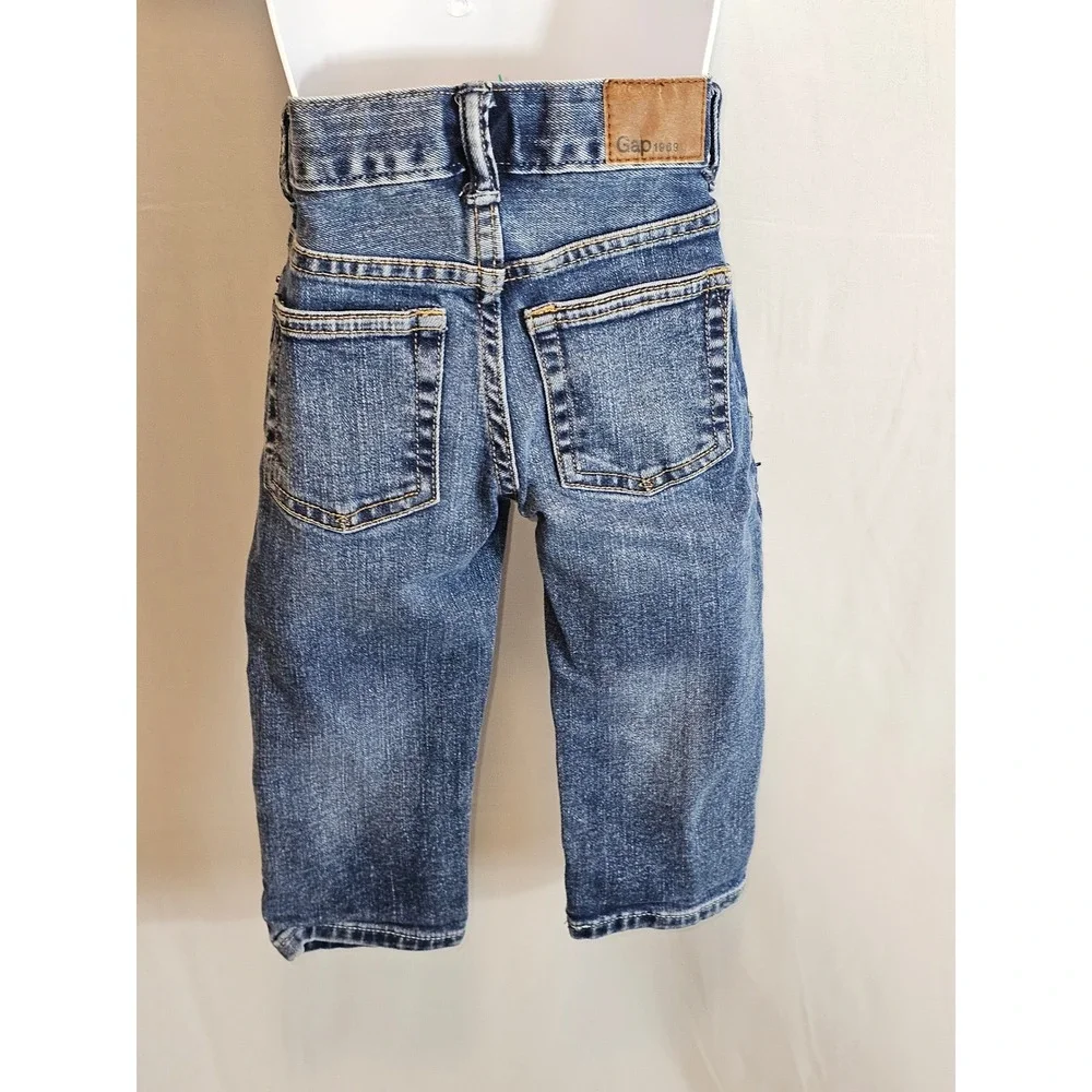 Gap Infant Boy‎ Jeans Size 18-24mos. Batman superman patches.